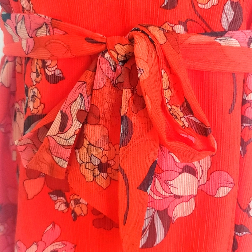 Dress - Picture 3 of 8